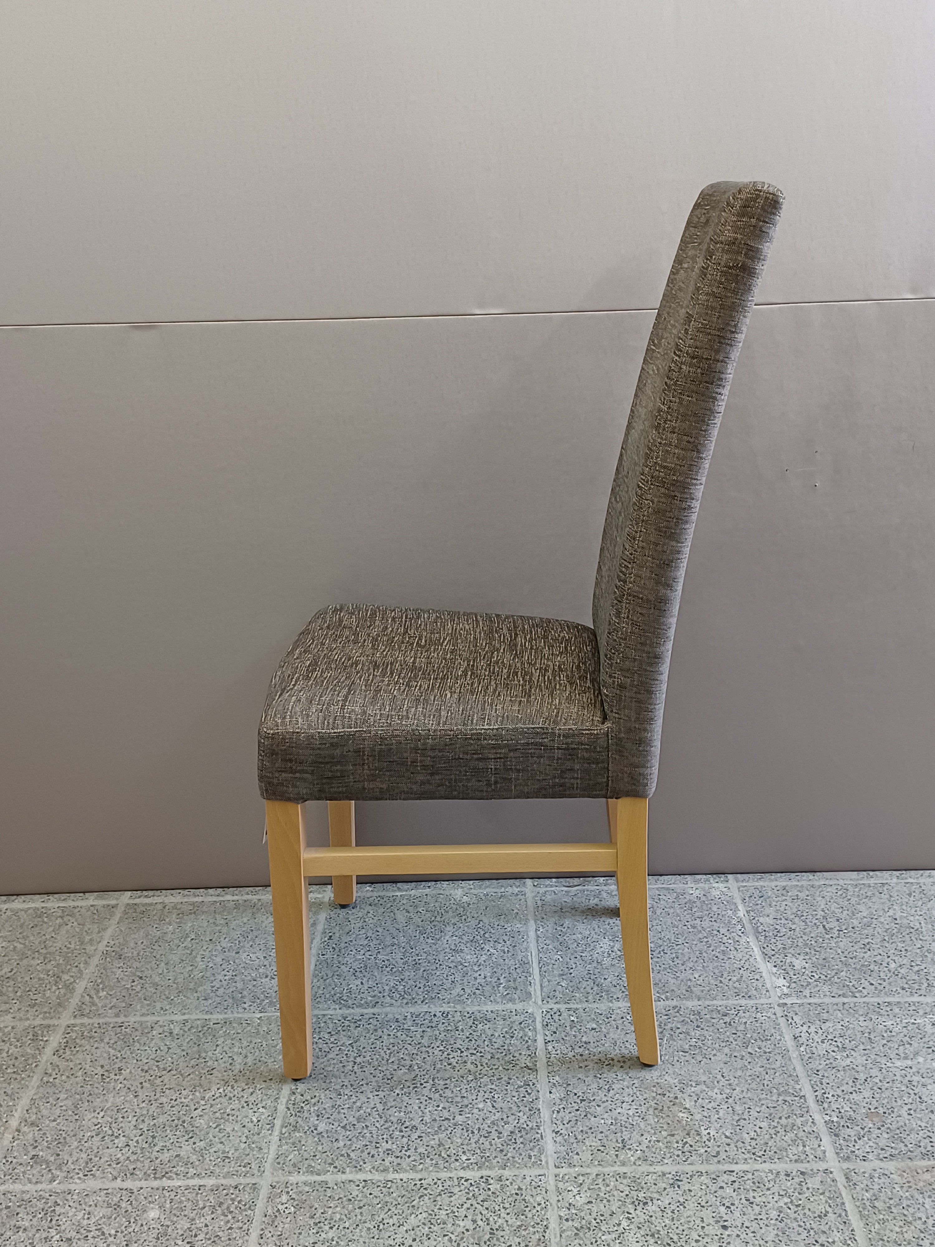 1792 Stuhl hoch
